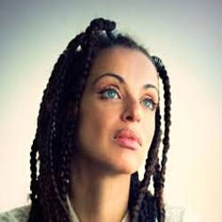 photo bio de artiste Siska